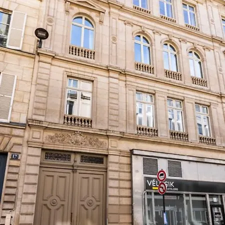 Loft Centre